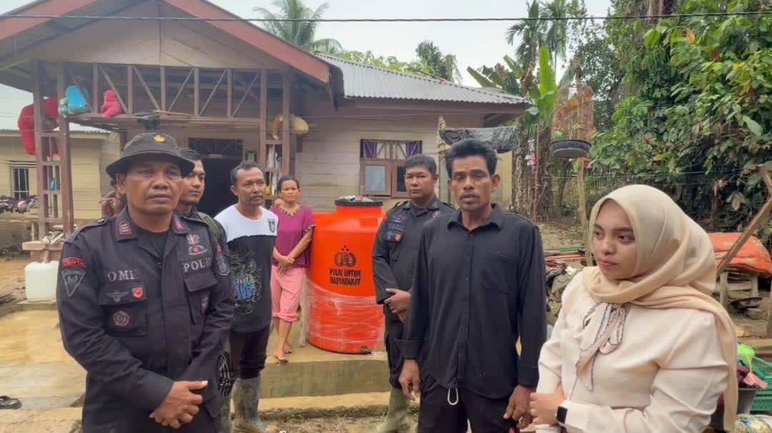 Wujudkan Kepedulian Nyata untuk Masyarakat, Brimob Polri Bangun MCK Umum di Kuala Simpang, Aceh
